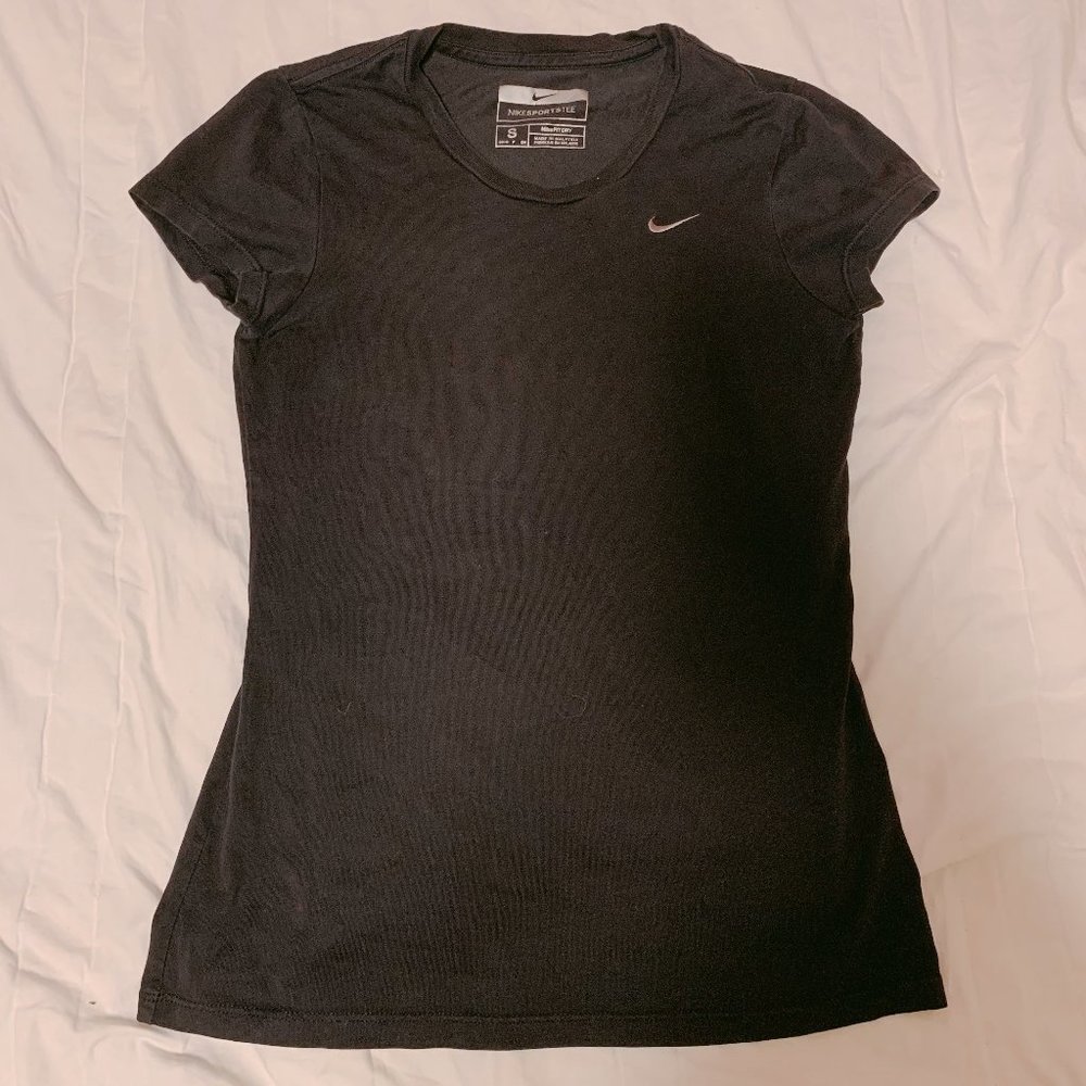 Black Nike Sports T shirt with embroidered logo